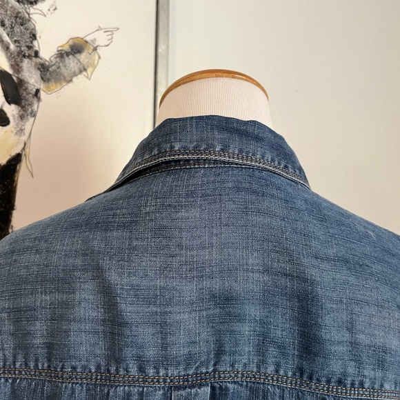 Lou & Grey Partial Button Denim/Chambray Shirt Size Small - Picture 7 of 10